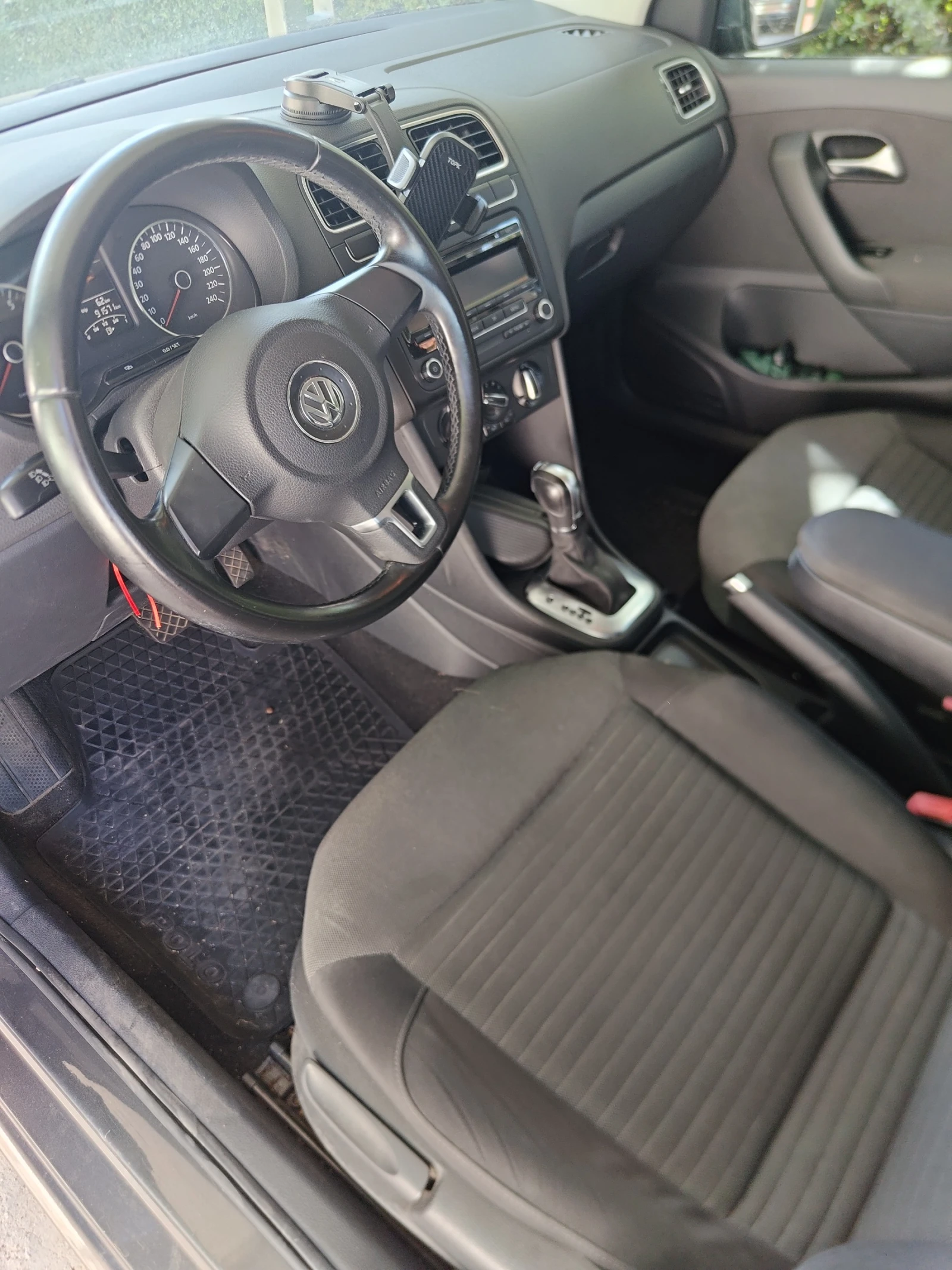 VW Polo, снимка 5 - Автомобили и джипове - 55207749