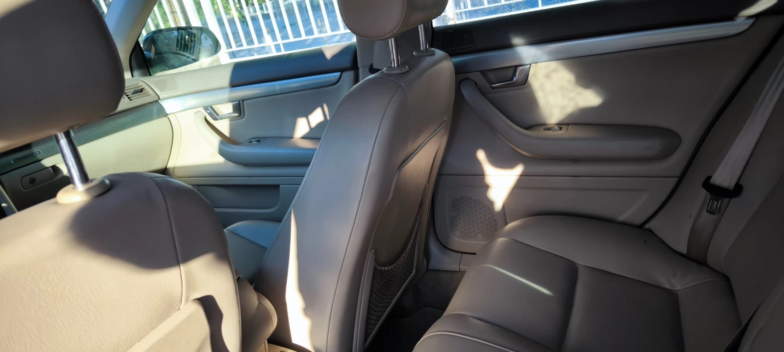 Audi A4 b6, снимка 16 - Автомобили и джипове - 55236348
