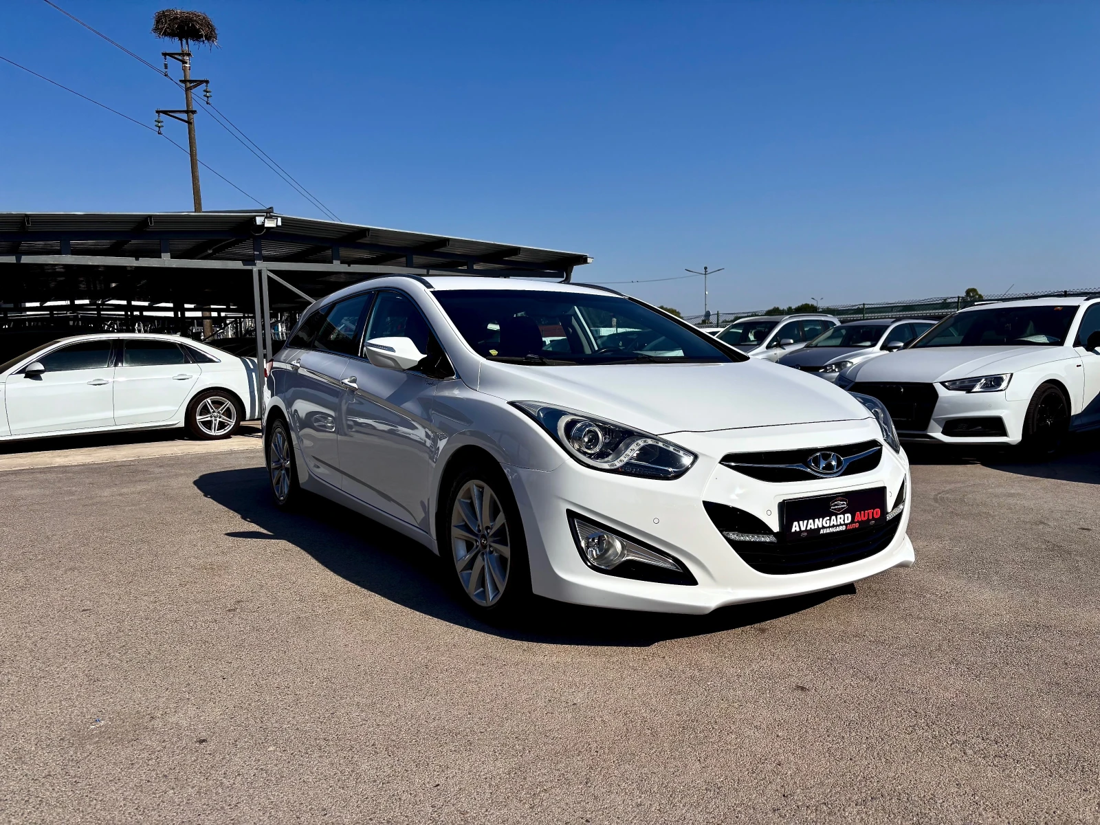 Hyundai I40, снимка 2 - Автомобили и джипове - 55568311