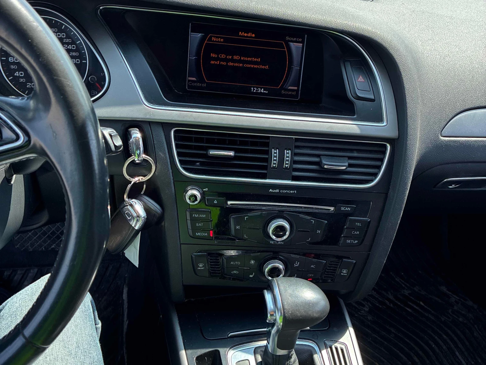 Audi A4 * 4dr Sdn Auto quattro * CARFAX * ЦЕНА ДО БГ, снимка 10 - Автомобили и джипове - 55891160