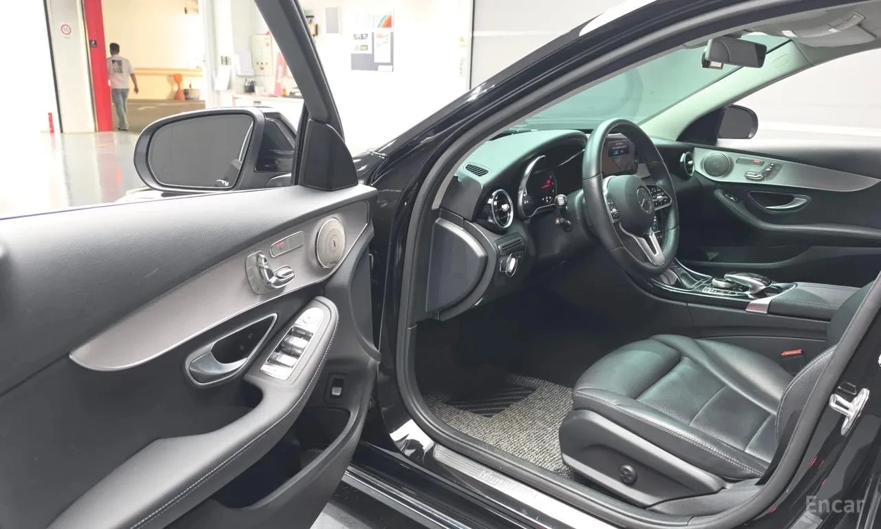 Mercedes-Benz C 200 Avantgarde| BURMESTER| PANO| ПАМЕТ| , снимка 10 - Автомобили и джипове - 56116316