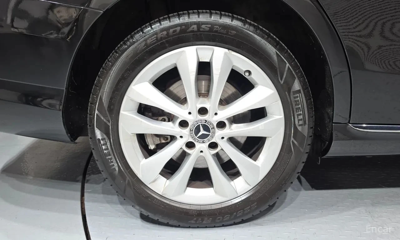 Mercedes-Benz C 200 Avantgarde| BURMESTER| PANO| ПАМЕТ| , снимка 5 - Автомобили и джипове - 56116316
