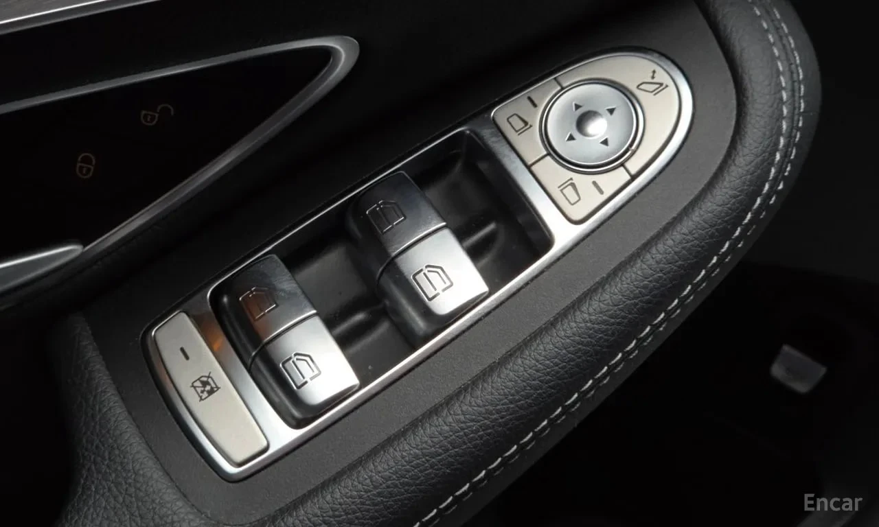 Mercedes-Benz C 200 Avantgarde| BURMESTER| PANO| ПАМЕТ| , снимка 16 - Автомобили и джипове - 56116316
