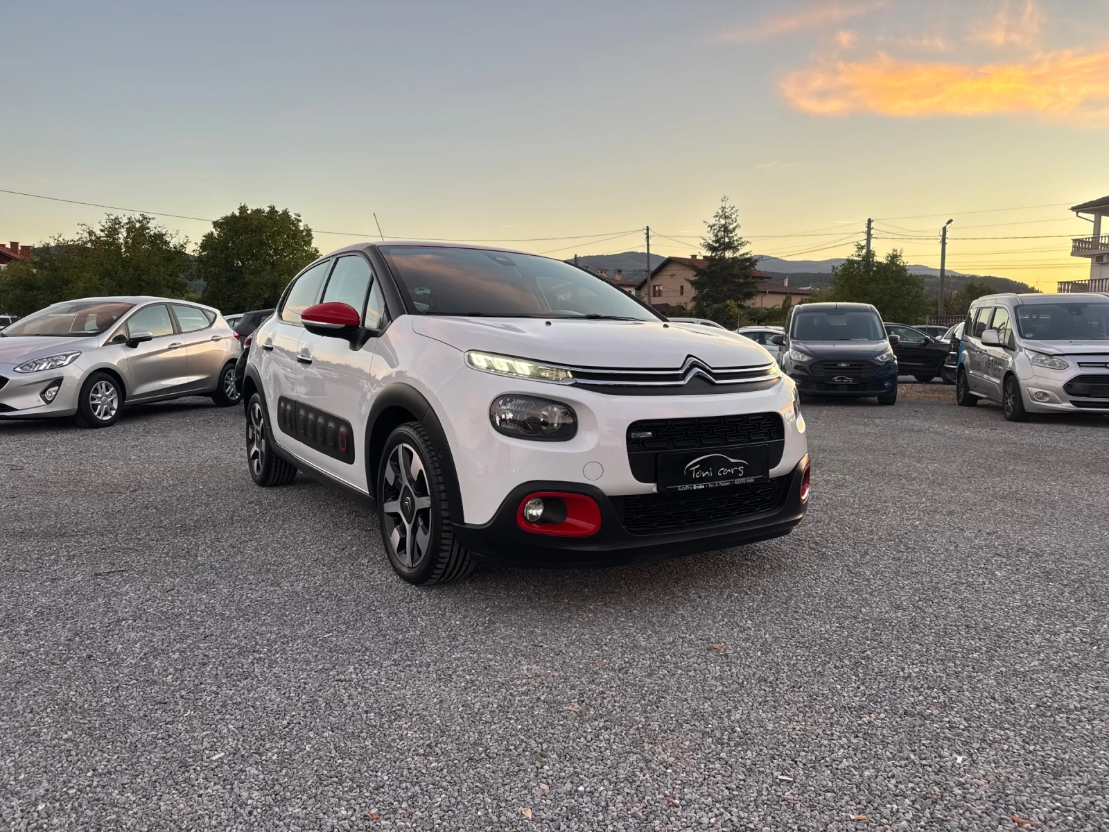 Citroen C3 1.2 Pure Tech NAVI!! Camera !! Keyless!! FULL!! , снимка 10 - Автомобили и джипове - 56415817