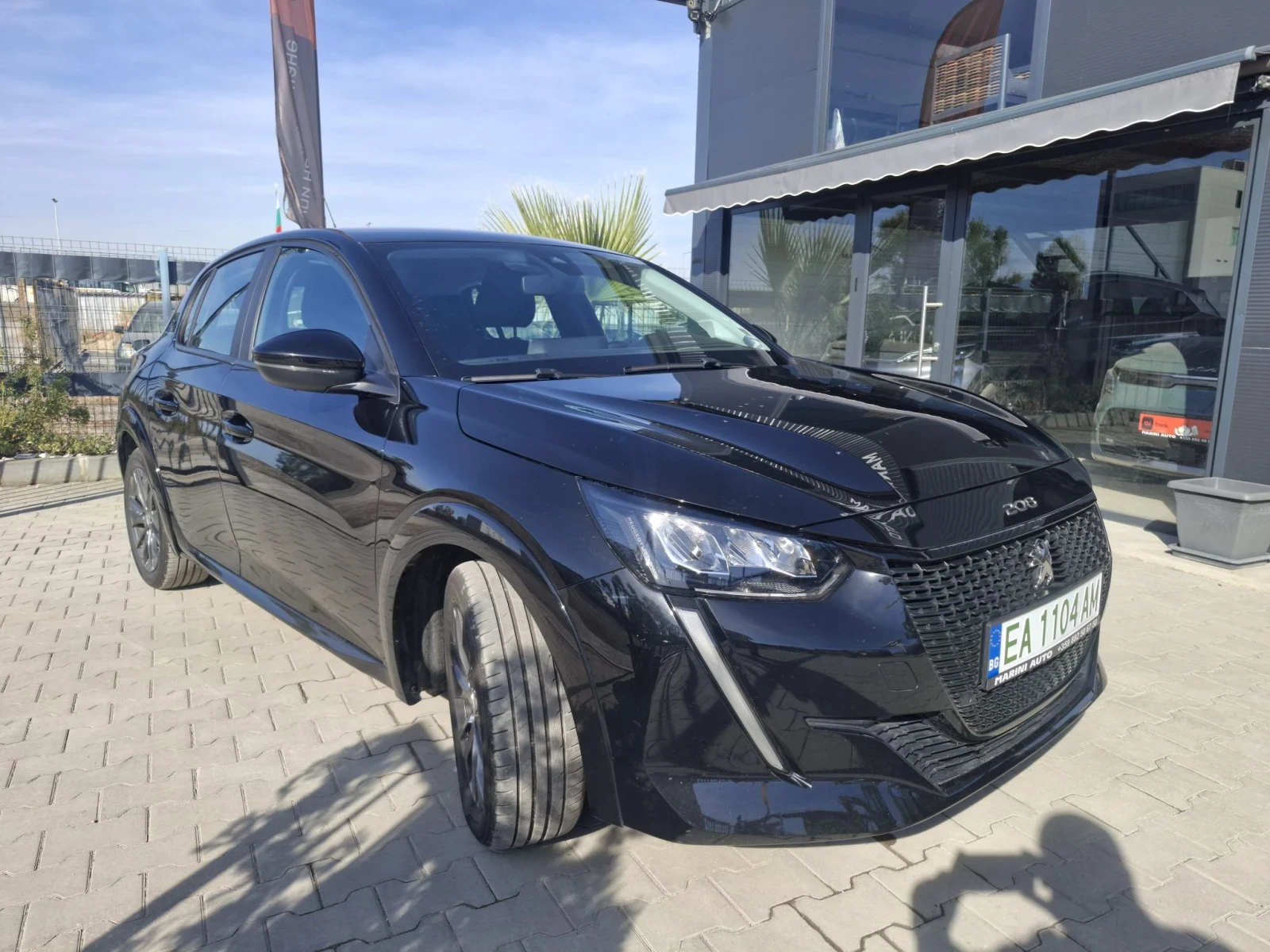 Peugeot 208 50kw , снимка 8 - Автомобили и джипове - 56431443