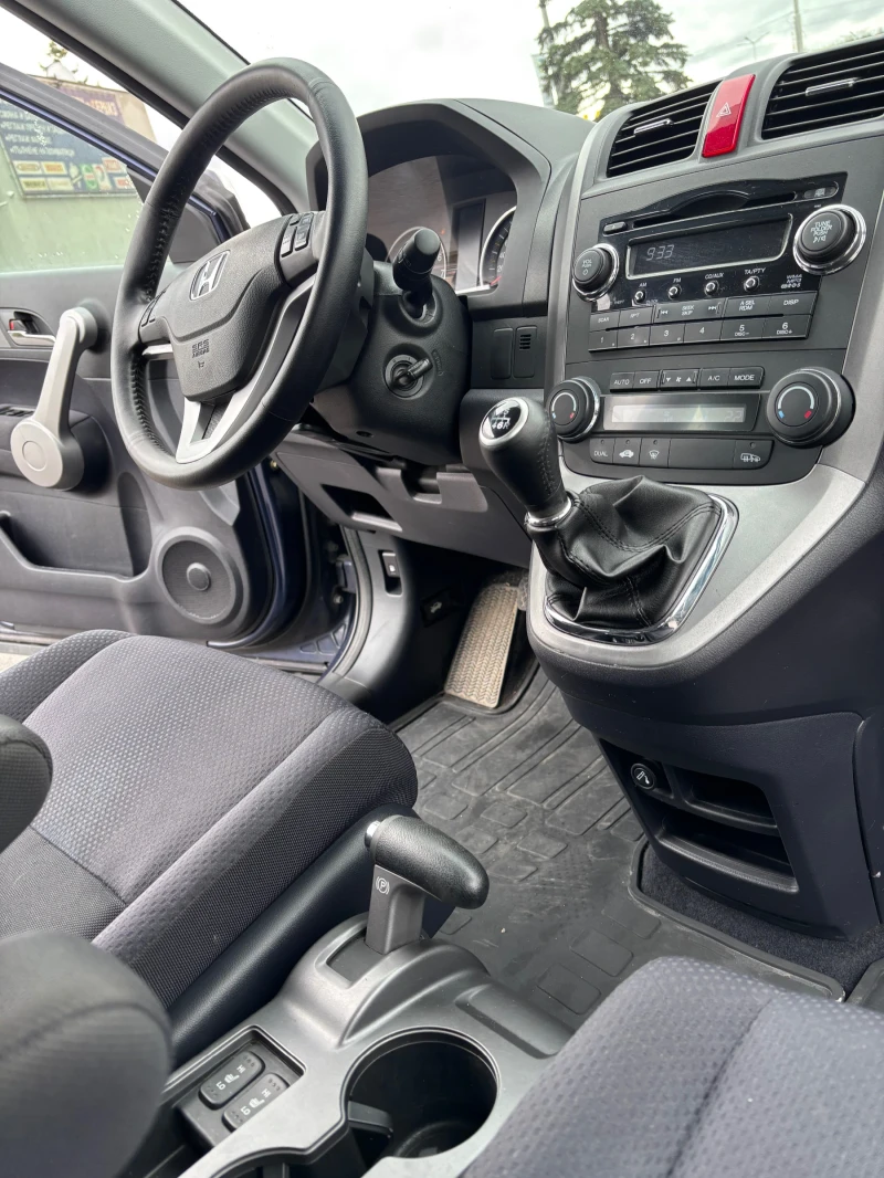 Honda Cr-v 2.0i БЕНЗИН РЪЧКА 4x4, снимка 12 - Автомобили и джипове - 52518244