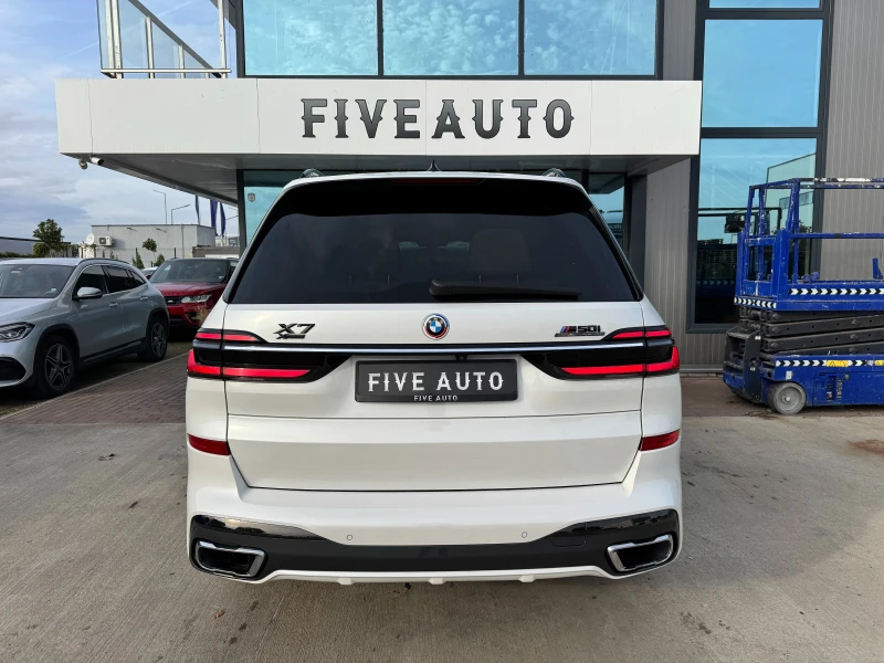 BMW X7 M50i / INDIVIDUAL / Bowers & Wilkins / Panorama / , снимка 6 - Автомобили и джипове - 52145934