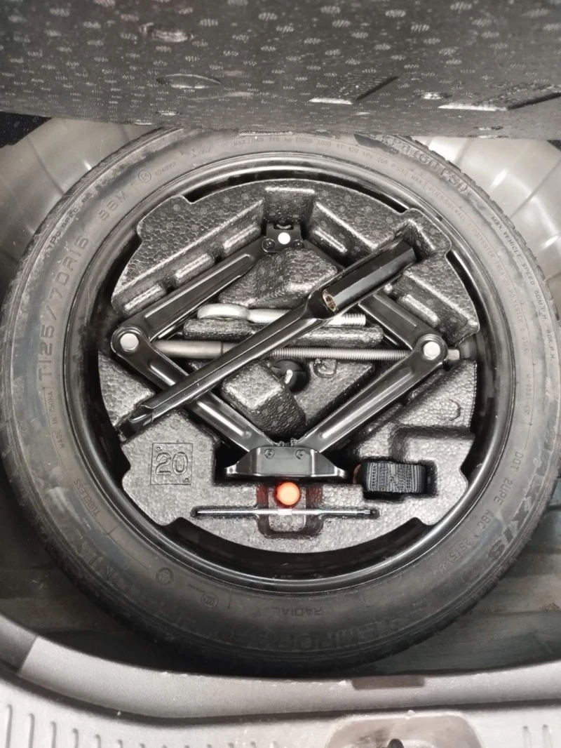 Opel Mokka 1.6, снимка 2 - Автомобили и джипове - 52726302