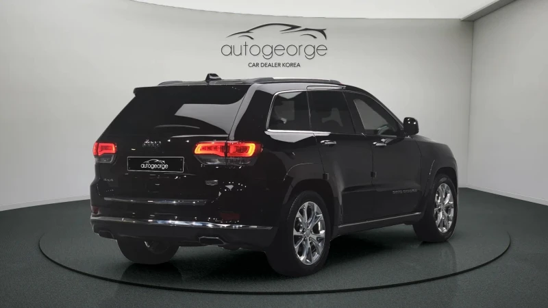 Jeep Grand cherokee 3.6 SUMMIT WK2 autogeorge.com, снимка 2 - Автомобили и джипове - 52799905