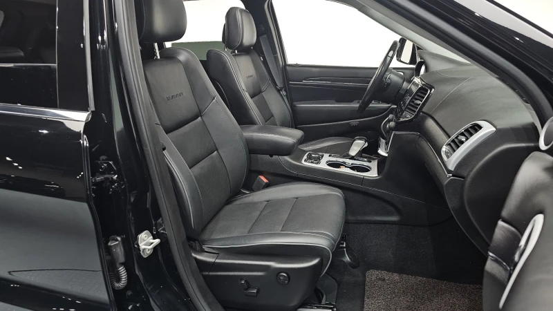 Jeep Grand cherokee 3.6 SUMMIT WK2 autogeorge.com, снимка 10 - Автомобили и джипове - 52799905