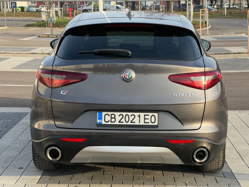 Alfa Romeo Stelvio 2.2 4x4 Facelift, снимка 5 - Автомобили и джипове - 52920539