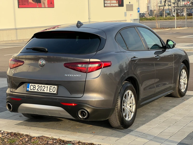 Alfa Romeo Stelvio 2.2 4x4 Facelift, снимка 4 - Автомобили и джипове - 52920539