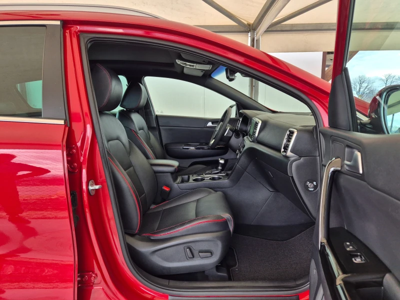 Kia Sportage 1.6CRDI* MILD HYBRID* GT-Line* , снимка 10 - Автомобили и джипове - 53396325
