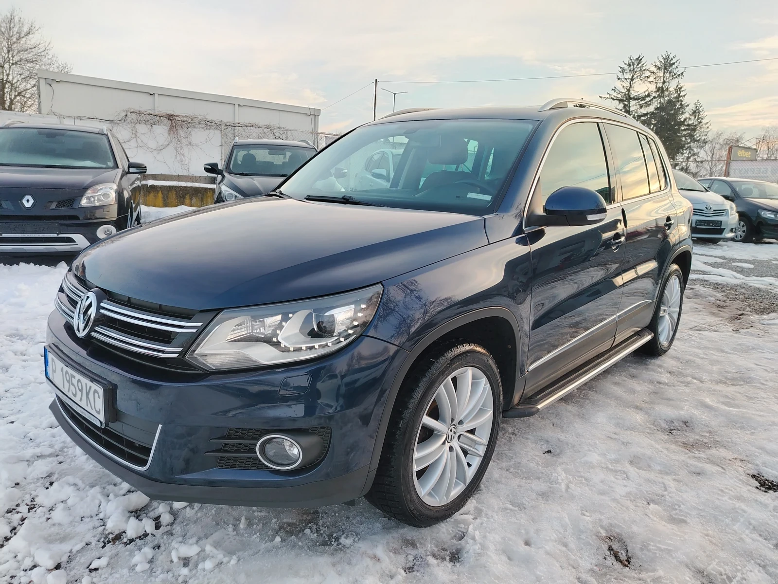 VW Tiguan 2.0TDI-4X4/DSG/NAVI/КАМЕРА/ПАНОРАМА/КОЖА!!! - изображение 3