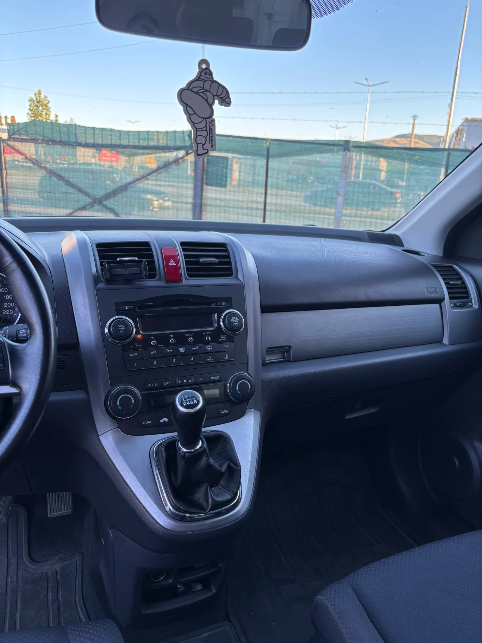 Honda Cr-v 2.0i БЕНЗИН РЪЧКА 4x4 - изображение 10