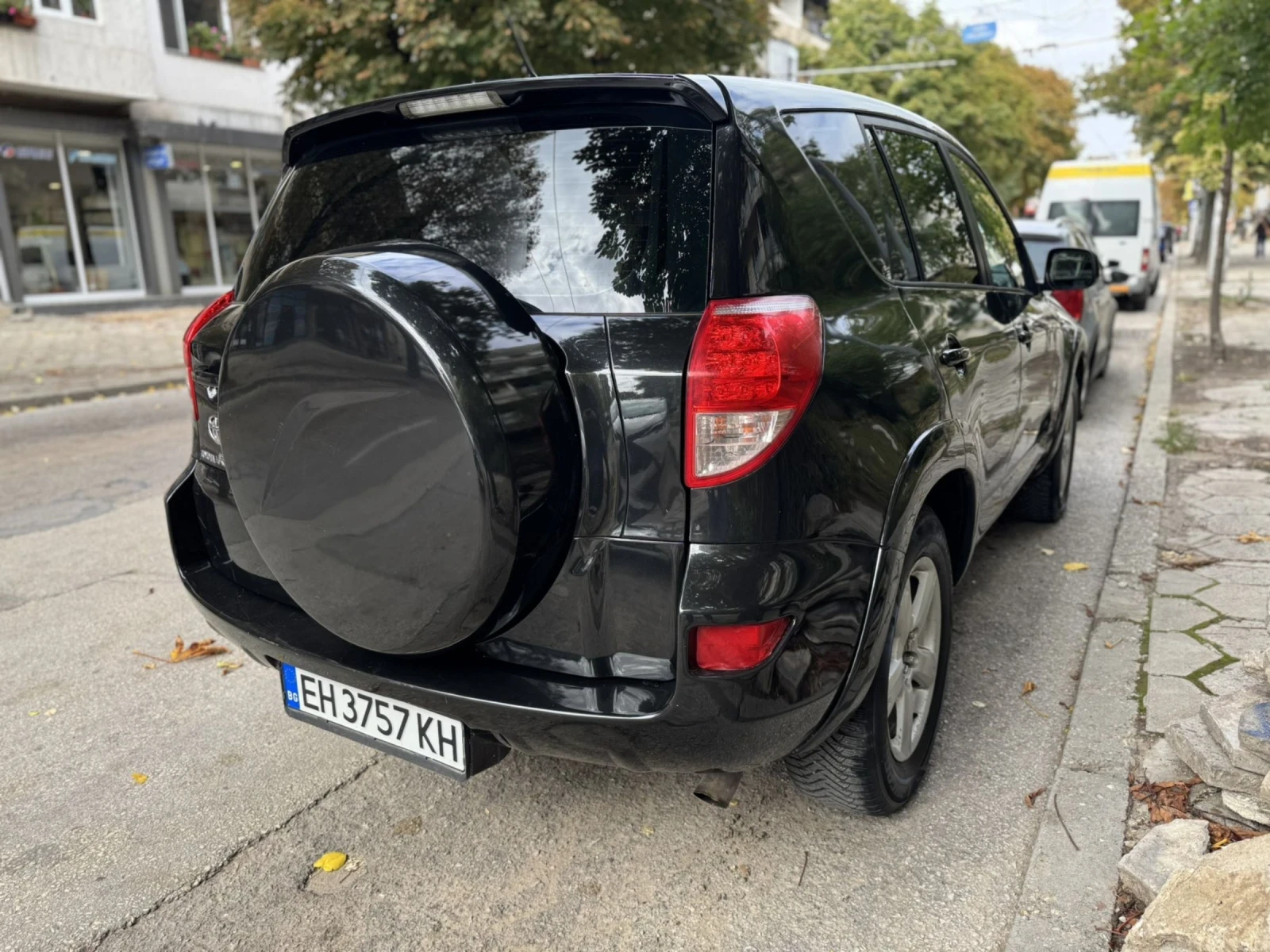 Toyota Rav4 2.2 - изображение 5