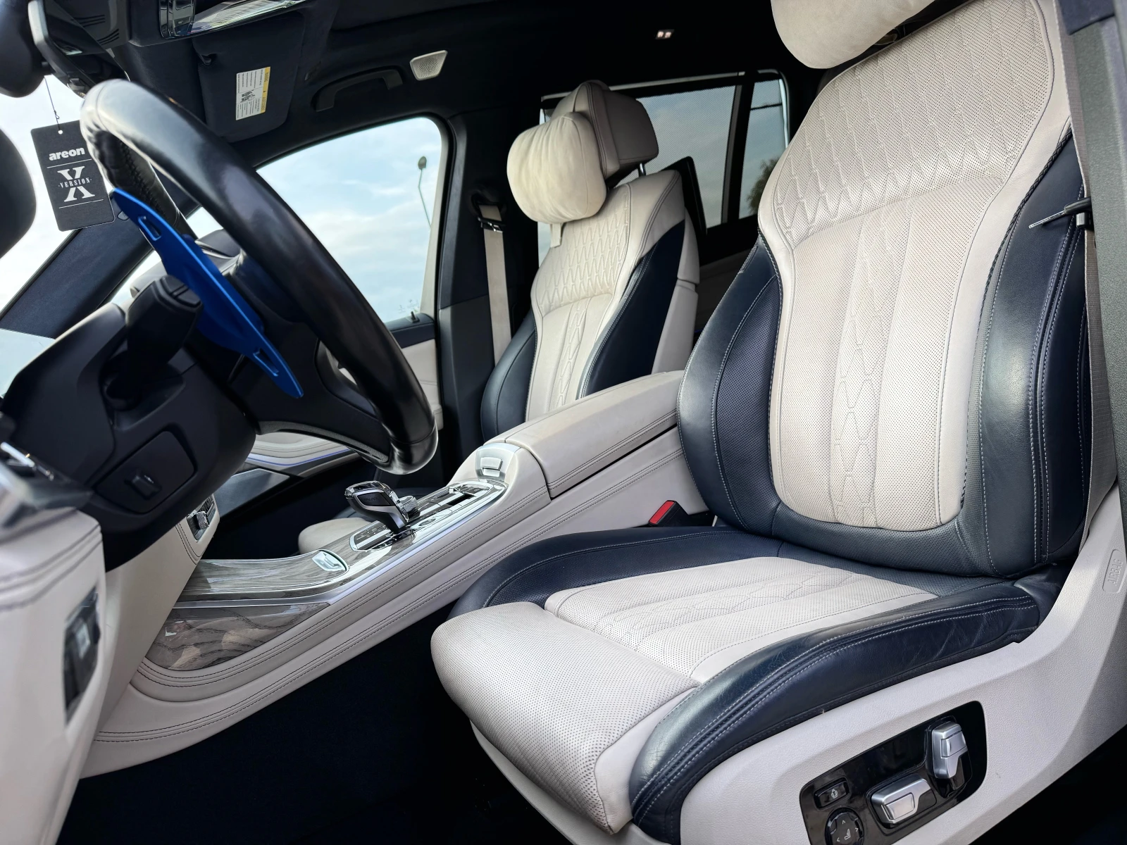 BMW X7 M50i / INDIVIDUAL / Bowers & Wilkins / Panorama | Mobile.bg   12