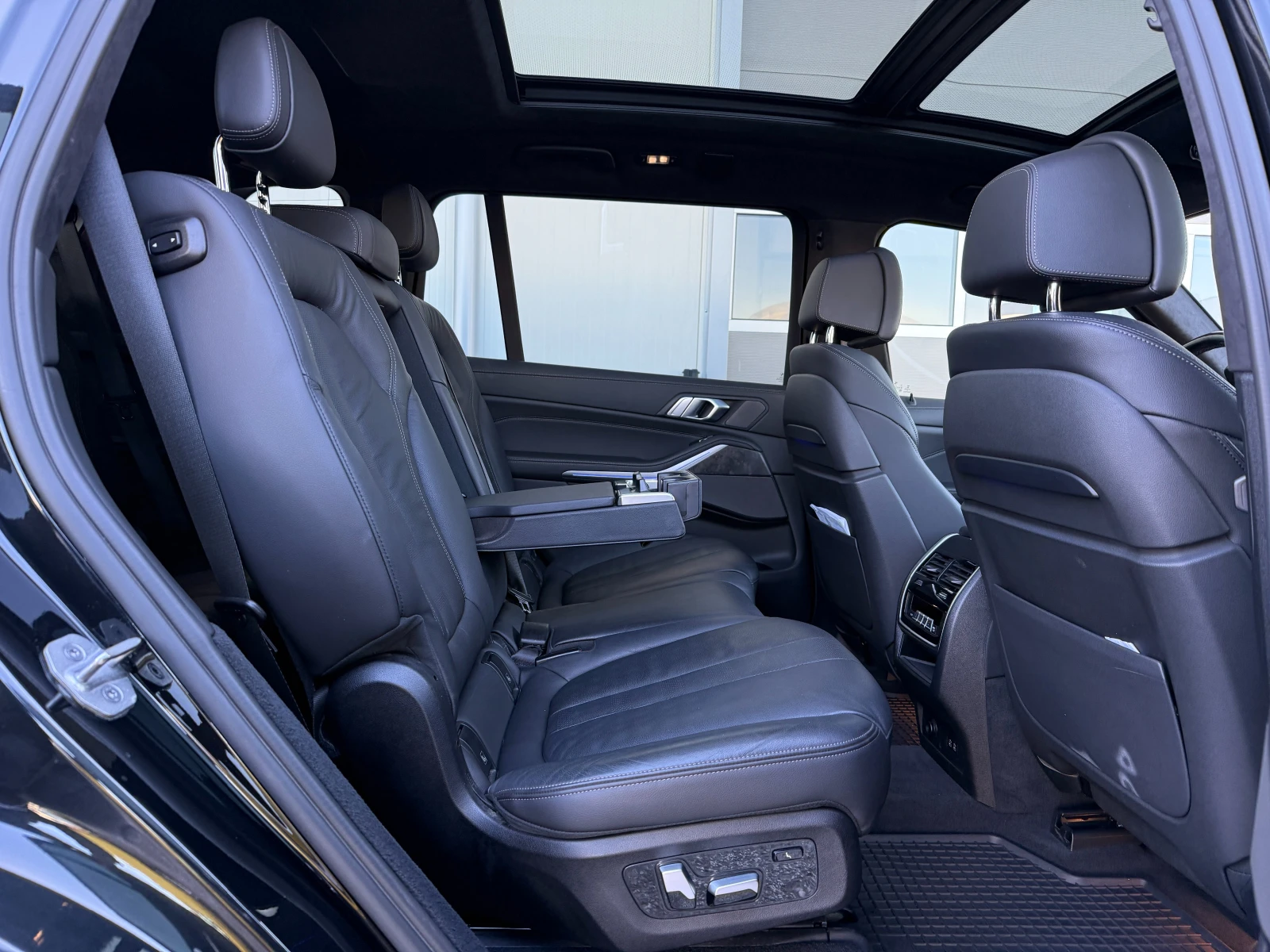 BMW X7 xDrive 40d M-Pack ������ ������ | Mobile.bg � ����������� 15