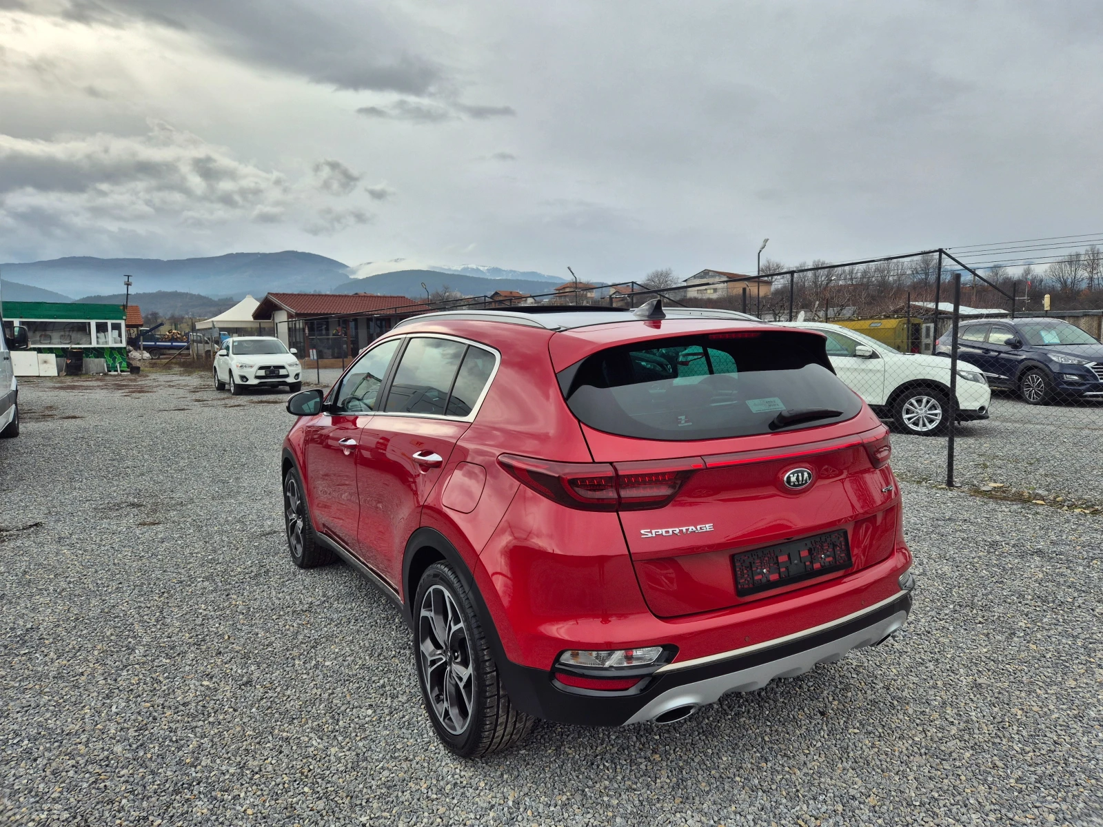 Kia Sportage 1.6CRDI* MILD HYBRID* GT-Line*  - изображение 6