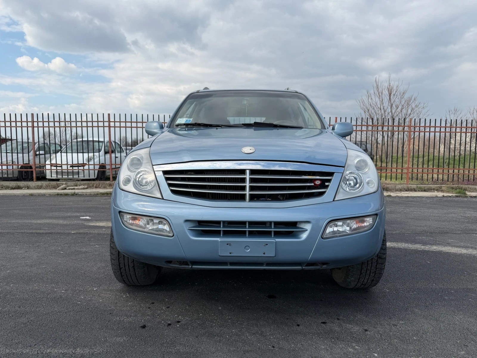 SsangYong Rexton 2.9d 4x4 Автомат 120к.с., снимка 4 - Автомобили и джипове - 53977245