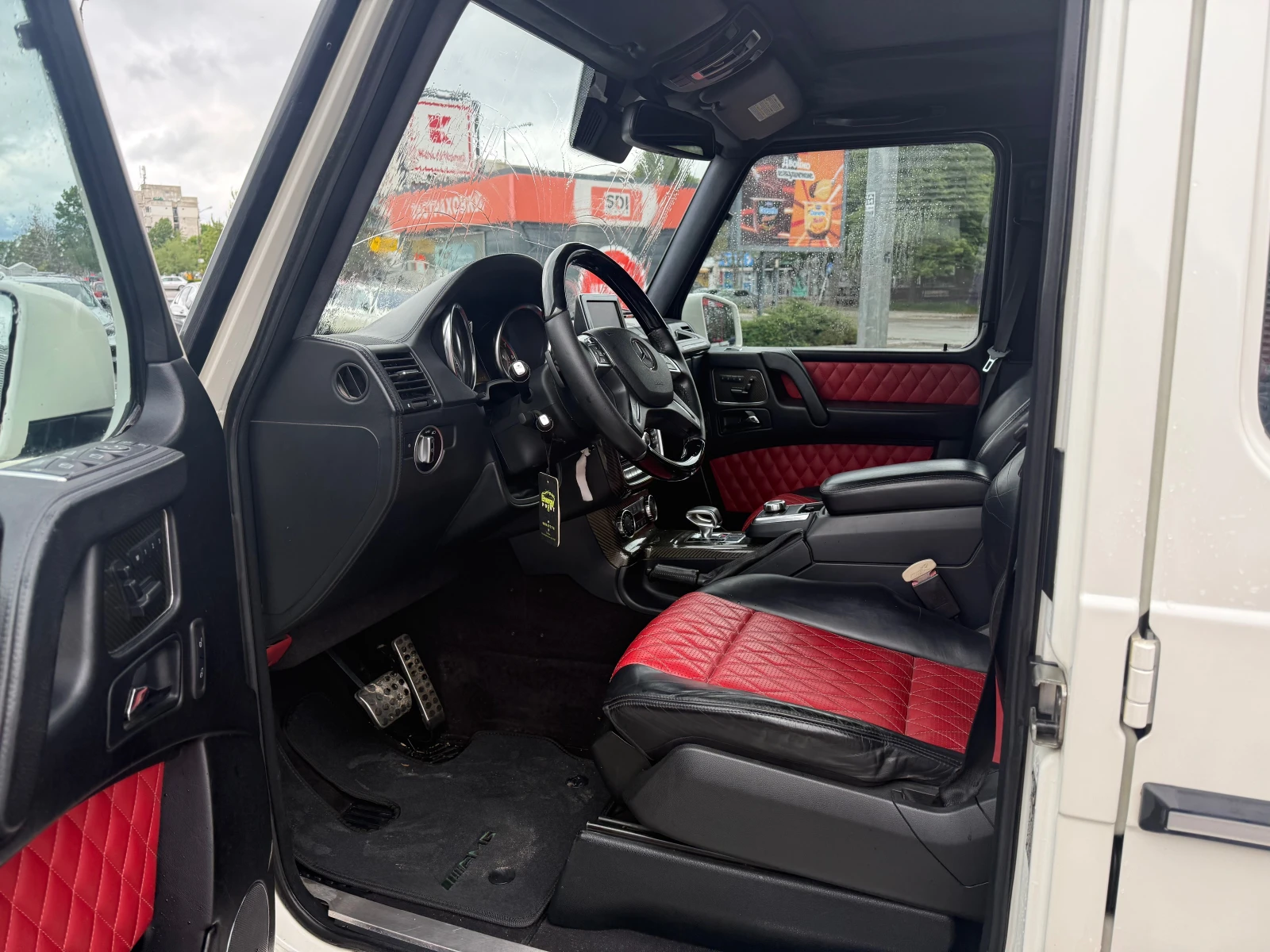 Mercedes-Benz G 63 AMG G63 AMG* КАРБОН* 33ГУМИ* ФУЛ ЕКСТРИ* TVx2* * , снимка 16 - Автомобили и джипове - 54582542