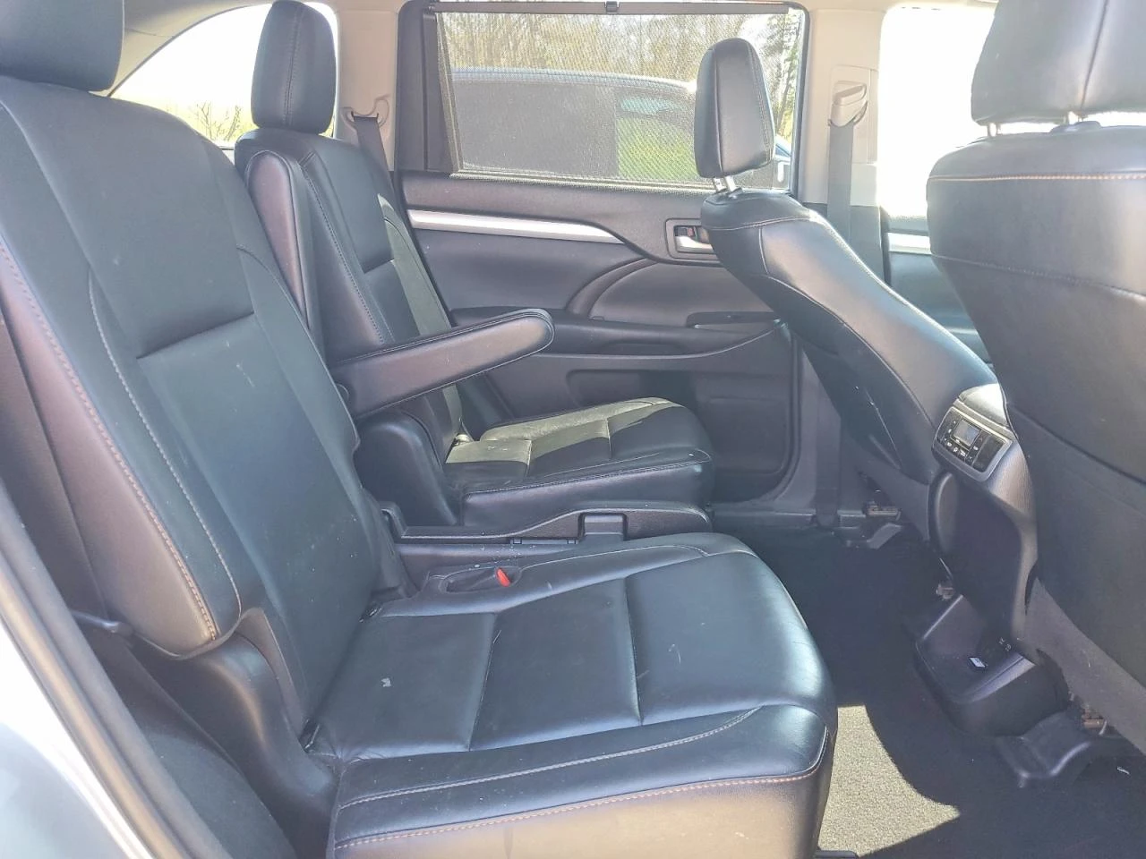 Toyota Highlander 3.5l Xle, снимка 11 - Автомобили и джипове - 54883333