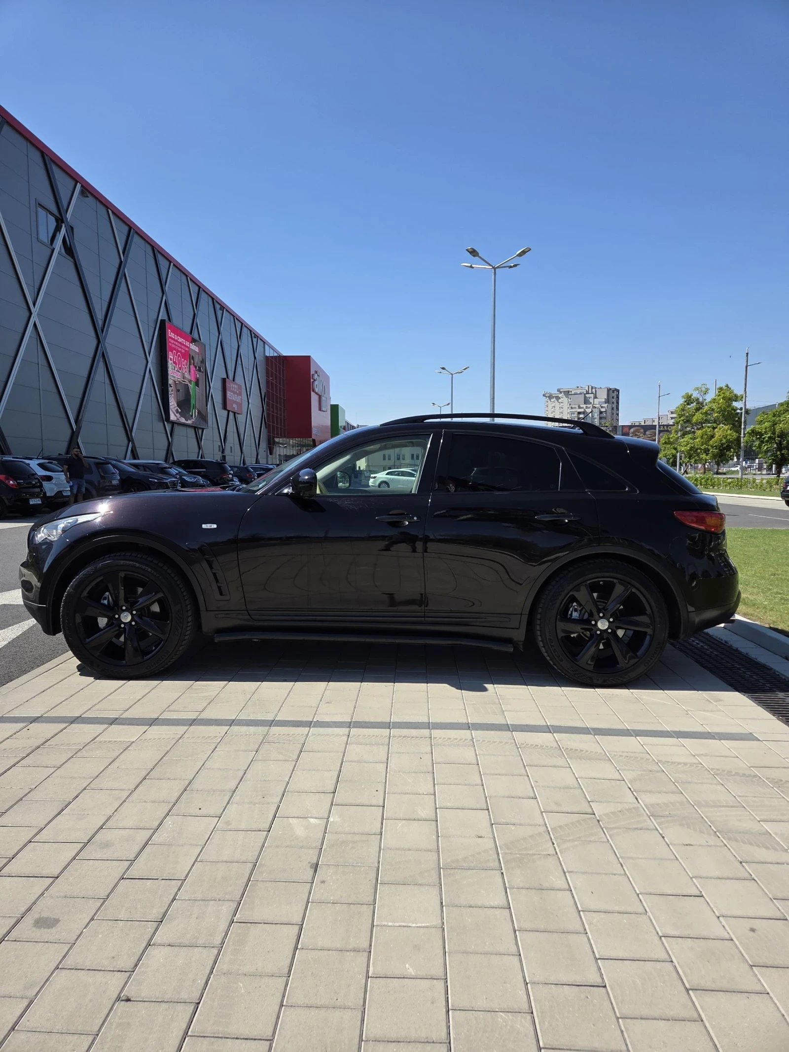 Infiniti Fx 50 S 50 ГАЗ, снимка 3 - Автомобили и джипове - 55464206