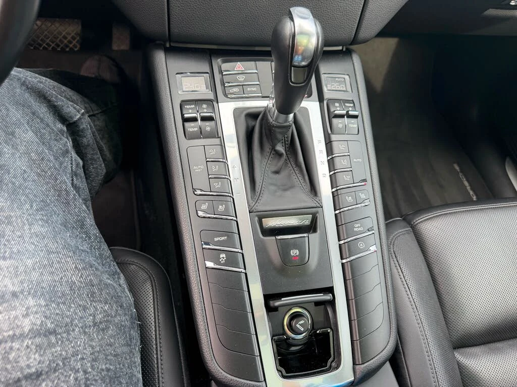 Porsche Macan S AWD * DIS * ����� * �������� * ������ ���� �� �� | Mobile.bg � ����������� 15