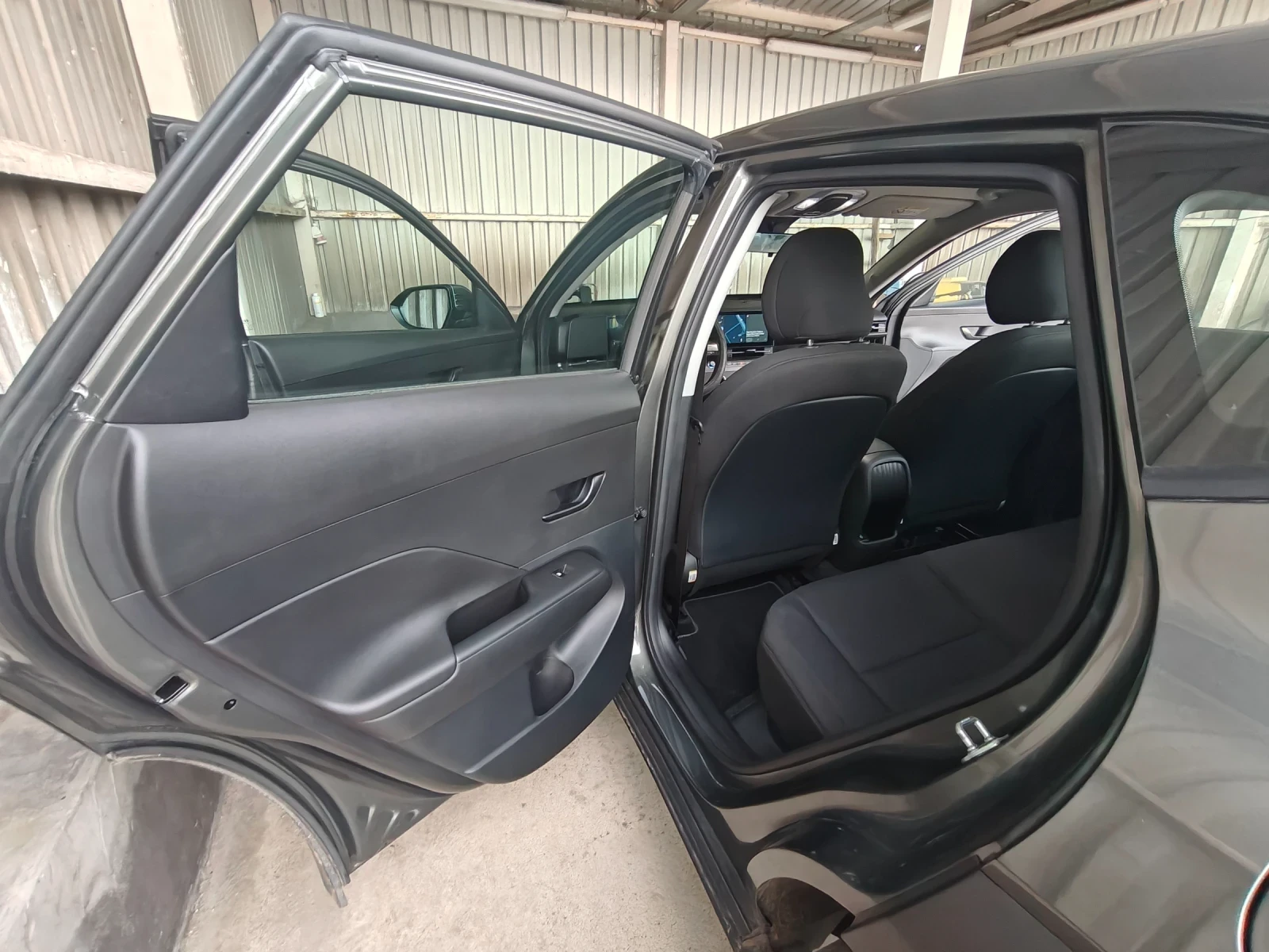 Hyundai Kona Comfort, Navi, Keyless, Camera , снимка 12 - Автомобили и джипове - 56261018