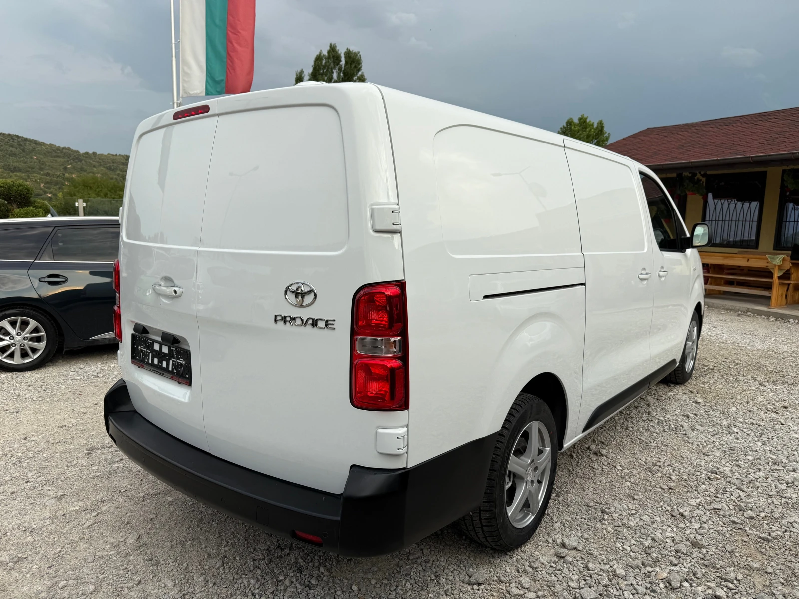 Toyota Proace 2, 0 D ДЪЛГА БАЗА !! РЕАЛНИ КМ. ЕВРО 6 !!  - изображение 3