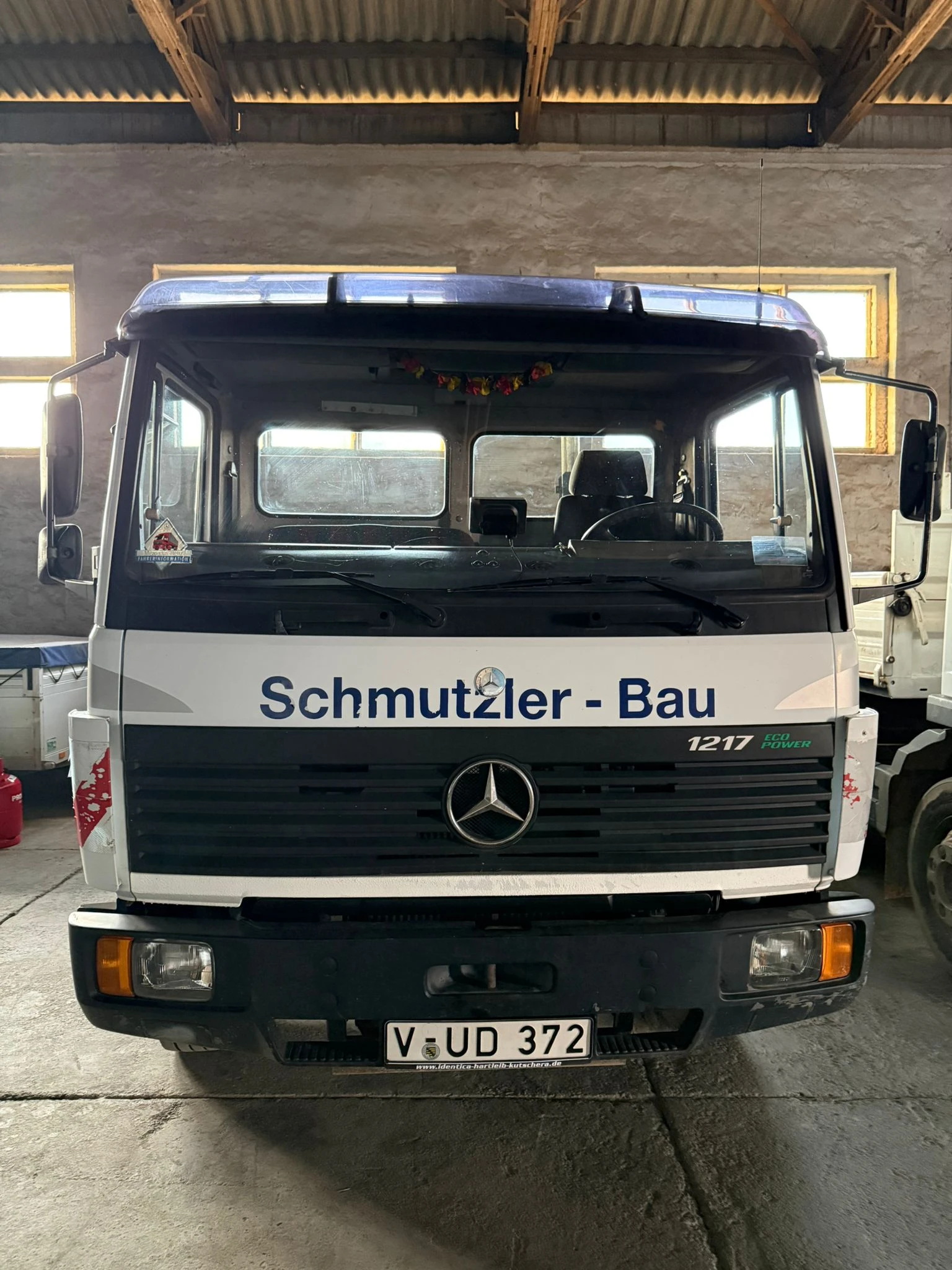 Mercedes-Benz 1317 Нов Внос 11990кг - изображение 7