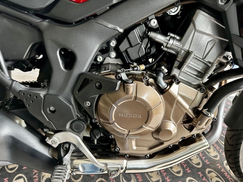 Honda Crf 1000 03.2017г., снимка 5 - Мотоциклети и мототехника - 44416183