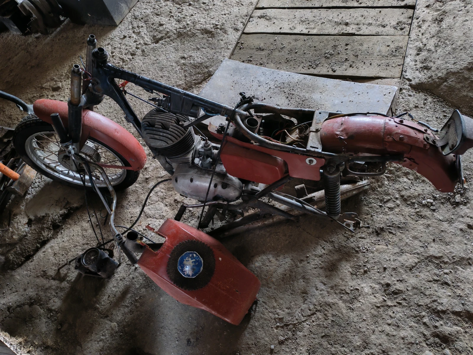 Cz 250, снимка 3 - Мотоциклети и мототехника - 53917678