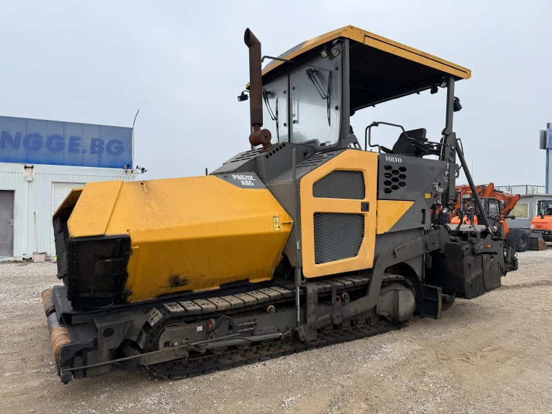 Асфалтополагаща машина Volvo ABG P8820C, снимка 12 - Индустриална техника - 53123036