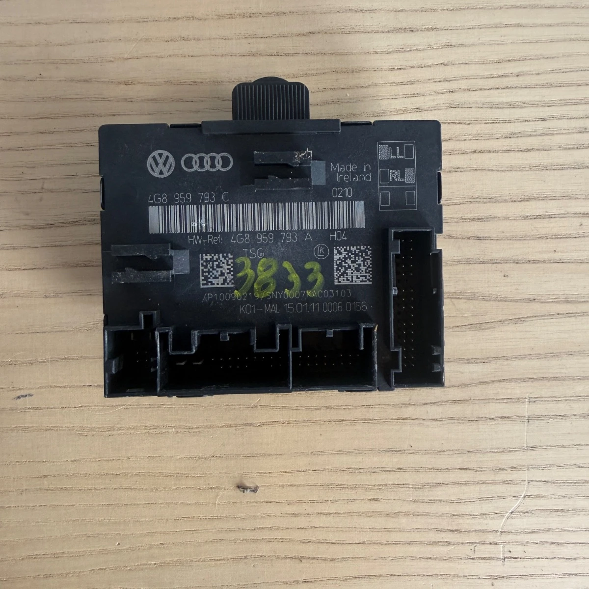 Модул за управление на предна лява врата за Audi A6 4G A7 4G 4G8959793A-3833