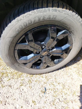 Гуми с джанти Goodyear 215/60R17, снимка 4