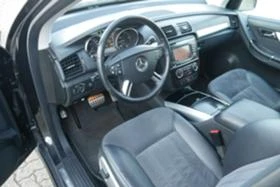 Mercedes-Benz R 280 На части , снимка 16