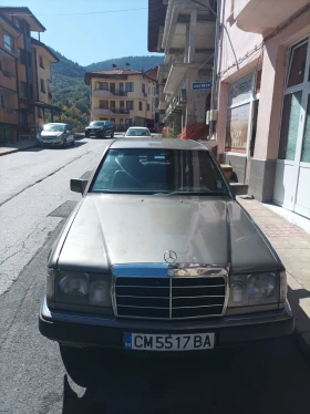 Mercedes-Benz 124 200Е, снимка 1