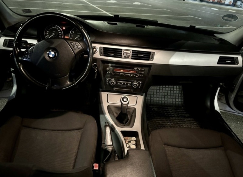 BMW 318, снимка 10 - Автомобили и джипове - 46228410