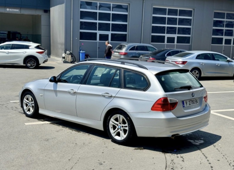 BMW 318, снимка 6 - Автомобили и джипове - 46228410