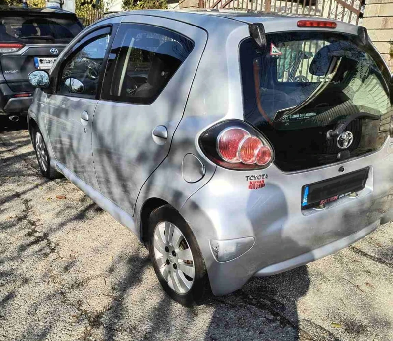 Toyota Aygo Газ, Климатик!, снимка 4 - Автомобили и джипове - 48243179