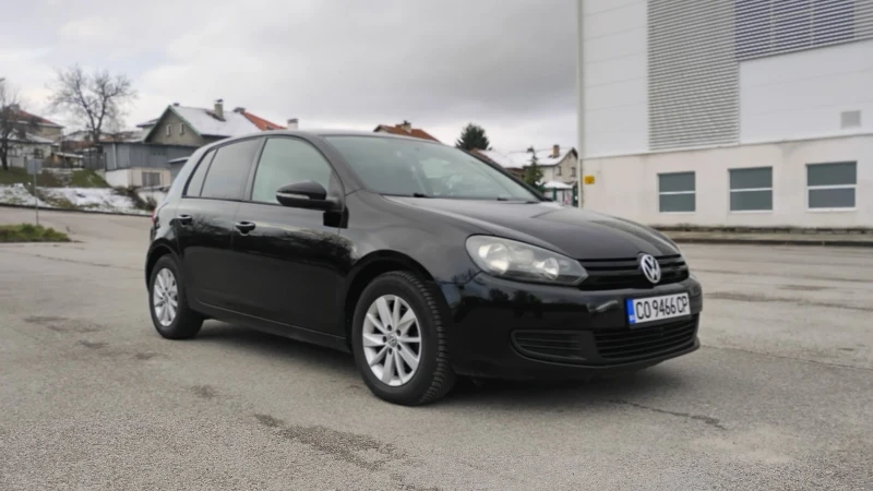 VW Golf, снимка 1 - Автомобили и джипове - 48468394