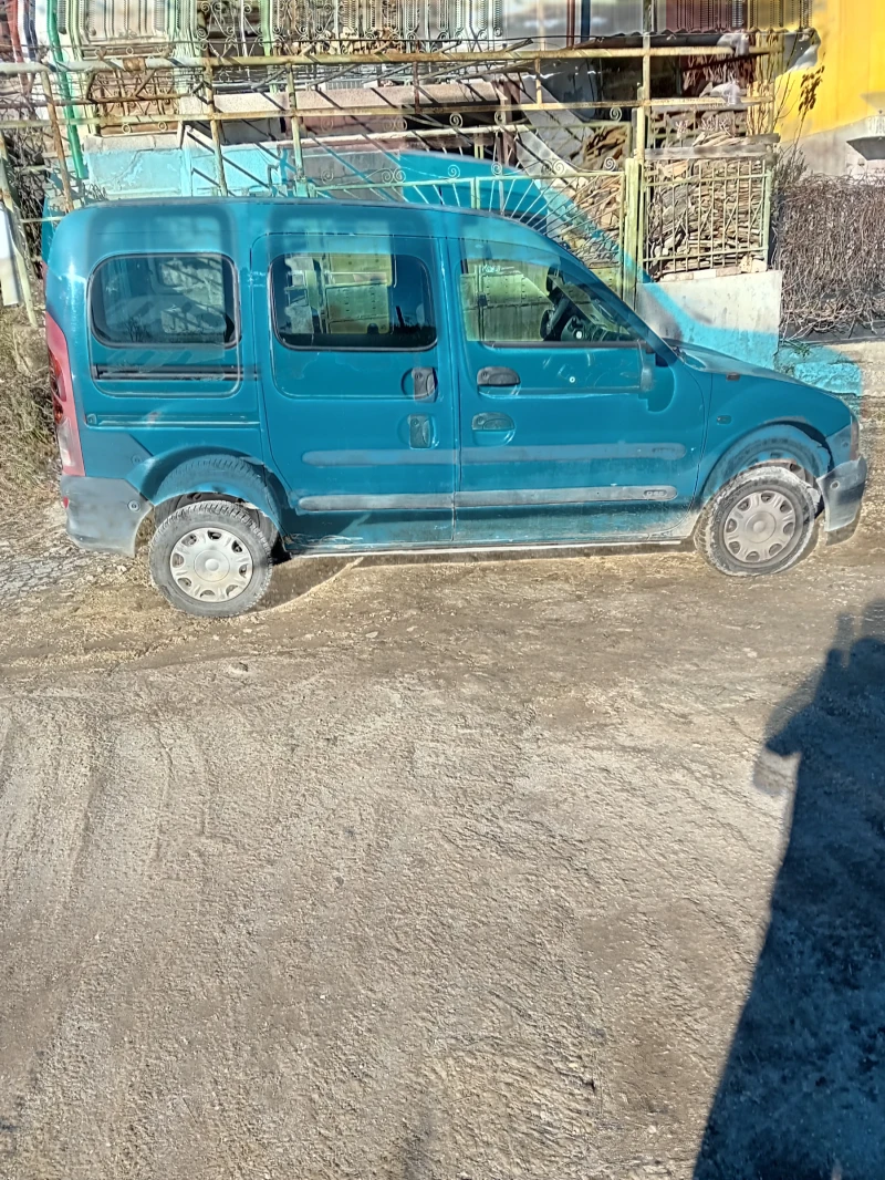 Renault Kangoo 1.9 дизел, снимка 4 - Автомобили и джипове - 48512033