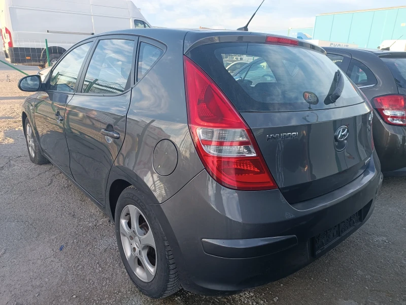 Hyundai I30 1, 6 CRDi 90 к.с. ЛИЗИНГ , снимка 3 - Автомобили и джипове - 49411392