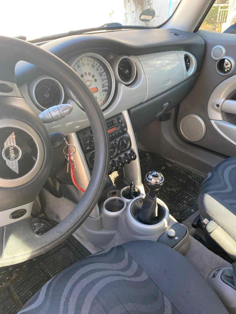 Mini Cooper One, снимка 6 - Автомобили и джипове - 49526565