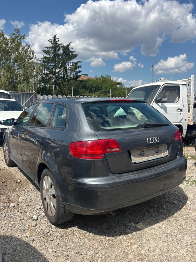 Audi A3 Sportback , снимка 5 - Автомобили и джипове - 51396126
