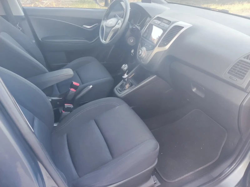 Hyundai Ix20 1.4i /ГАЗ, снимка 8 - Автомобили и джипове - 52668037
