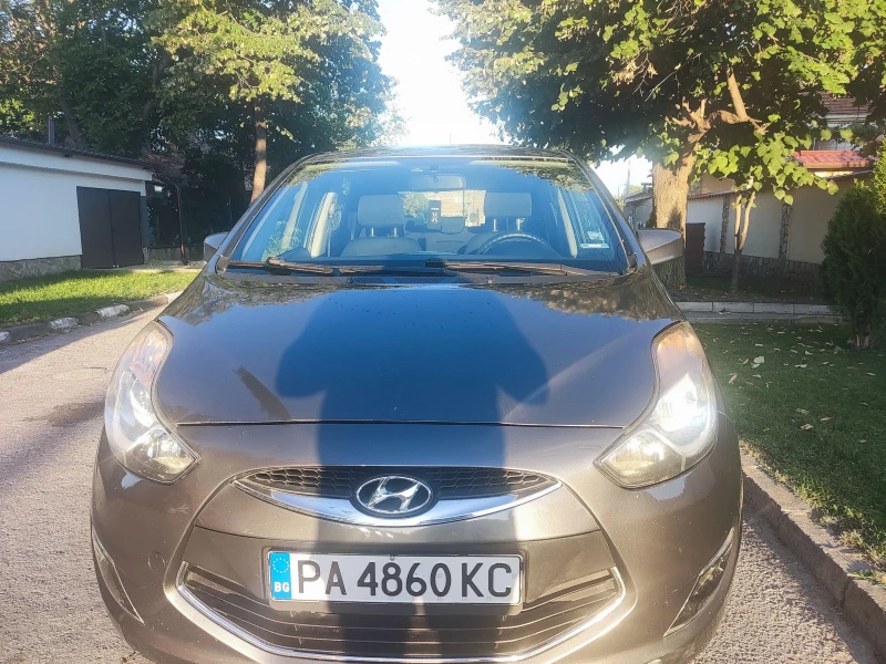 Hyundai Ix20 1.4i /ГАЗ, снимка 2 - Автомобили и джипове - 52668037