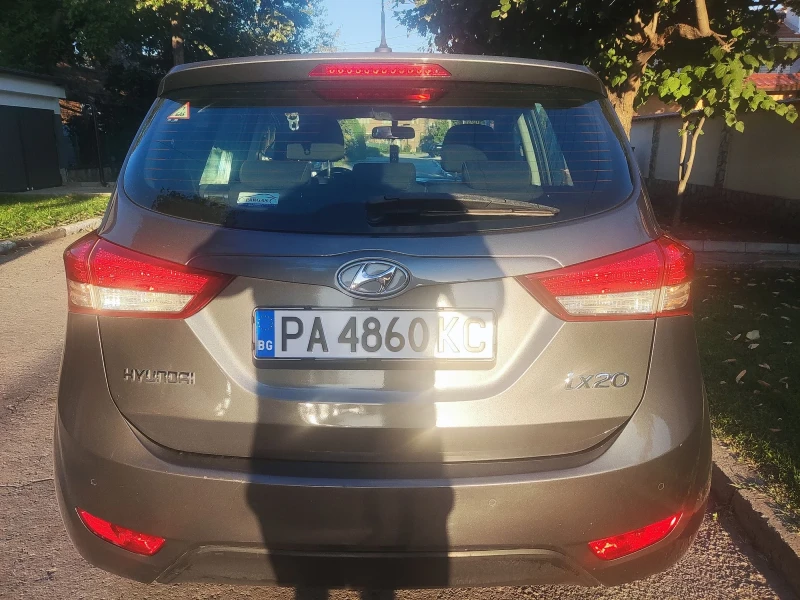 Hyundai Ix20 1.4i /ГАЗ, снимка 5 - Автомобили и джипове - 52668037