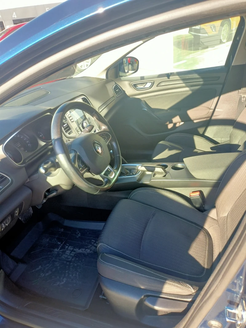 Renault Megane 1, 5 dCi автоматик - преди AdBlue, снимка 7 - Автомобили и джипове - 52041363
